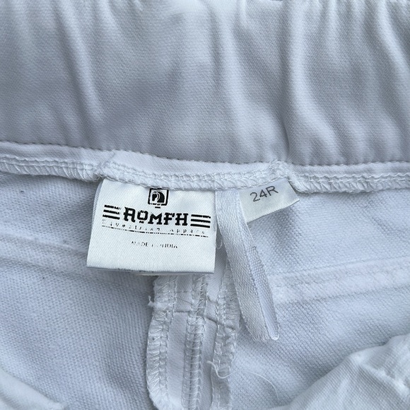 ROMFH White Riding Pants/Show Breeches - Picture 6 of 7